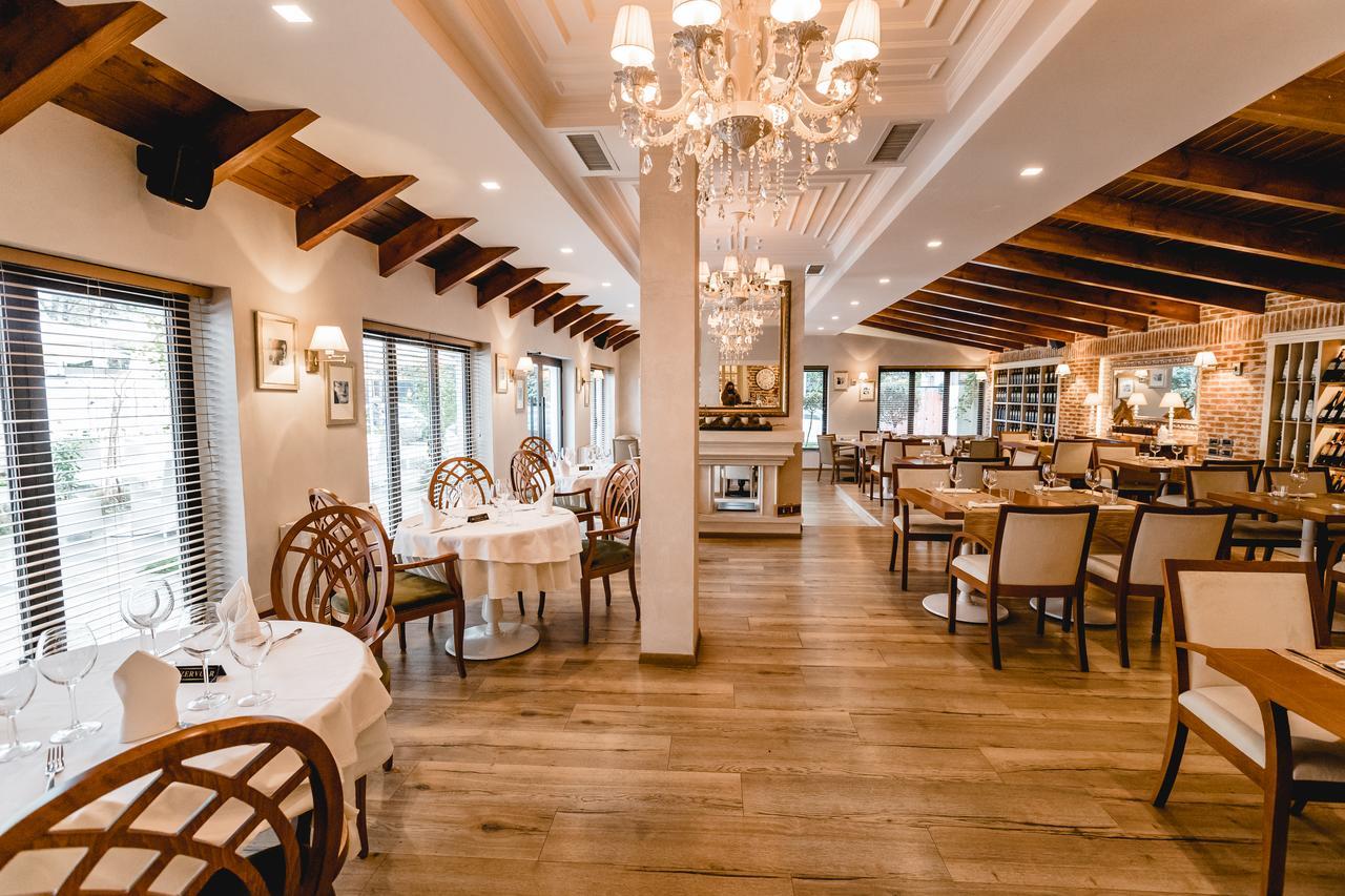 Green House Hotel & Restaurant Tiranë Ngoại thất bức ảnh