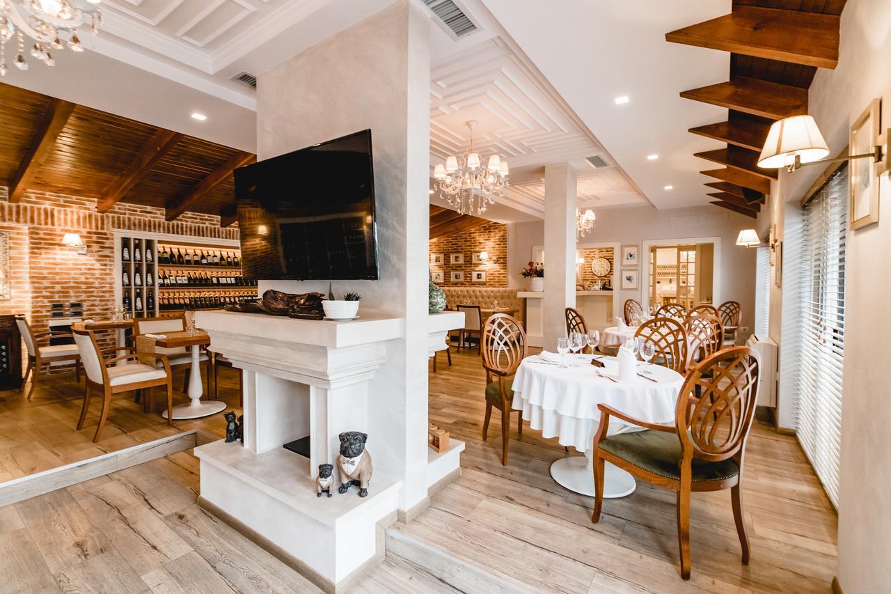 Green House Hotel & Restaurant Tiranë Ngoại thất bức ảnh