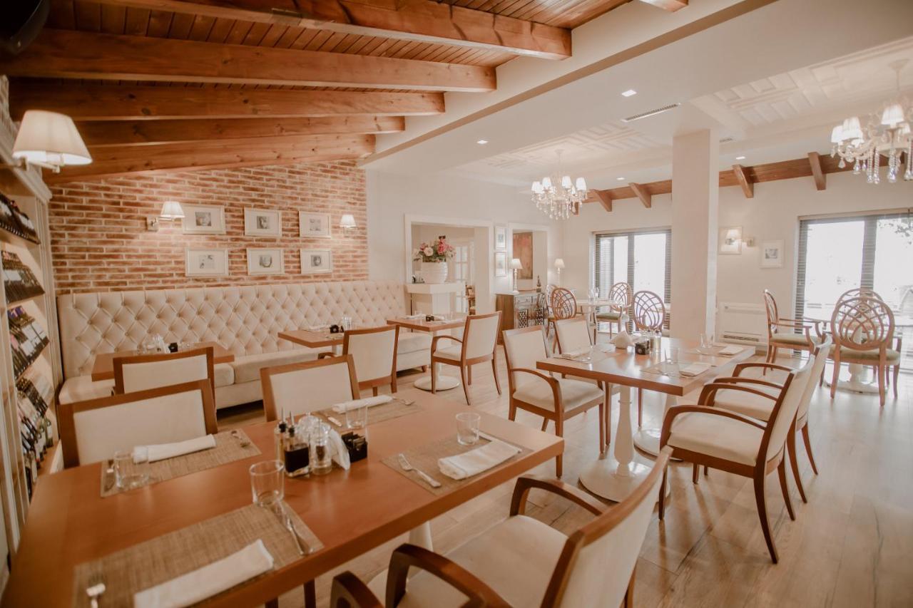 Green House Hotel & Restaurant Tiranë Ngoại thất bức ảnh
