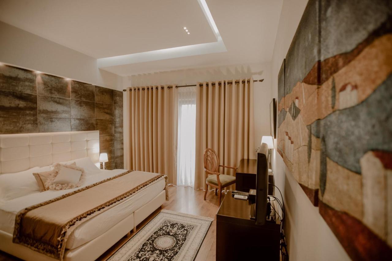 Green House Hotel & Restaurant Tiranë Ngoại thất bức ảnh