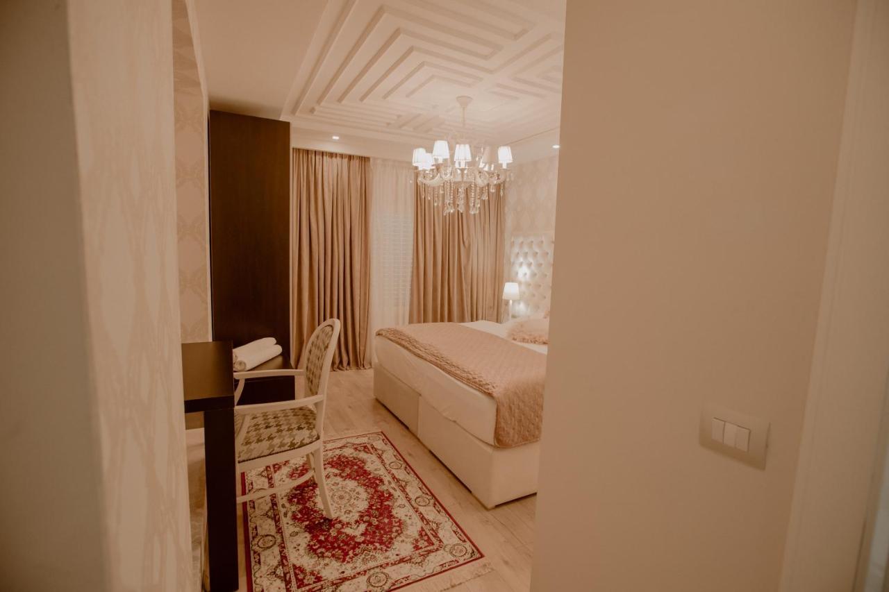 Green House Hotel & Restaurant Tiranë Ngoại thất bức ảnh