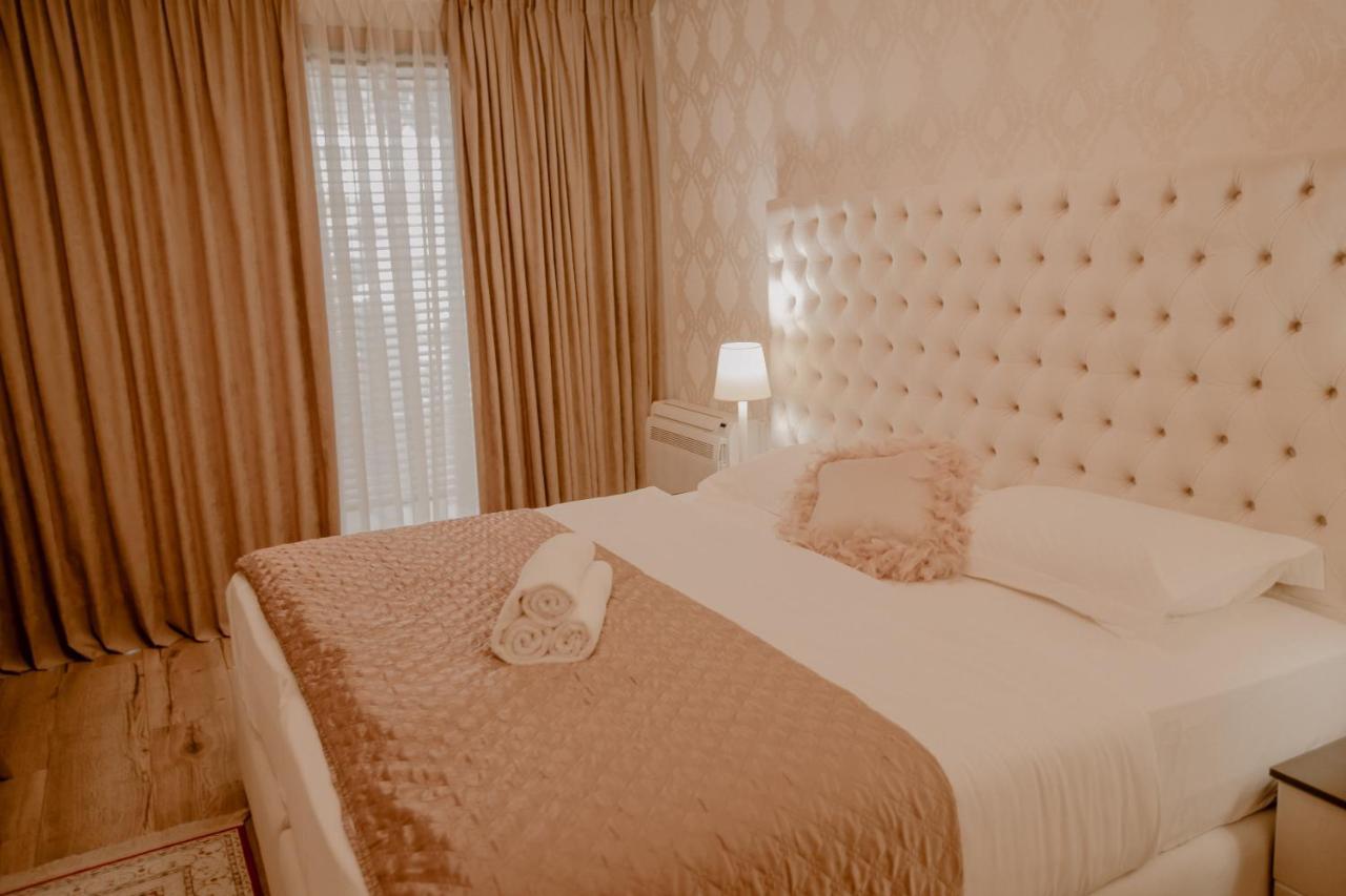 Green House Hotel & Restaurant Tiranë Ngoại thất bức ảnh